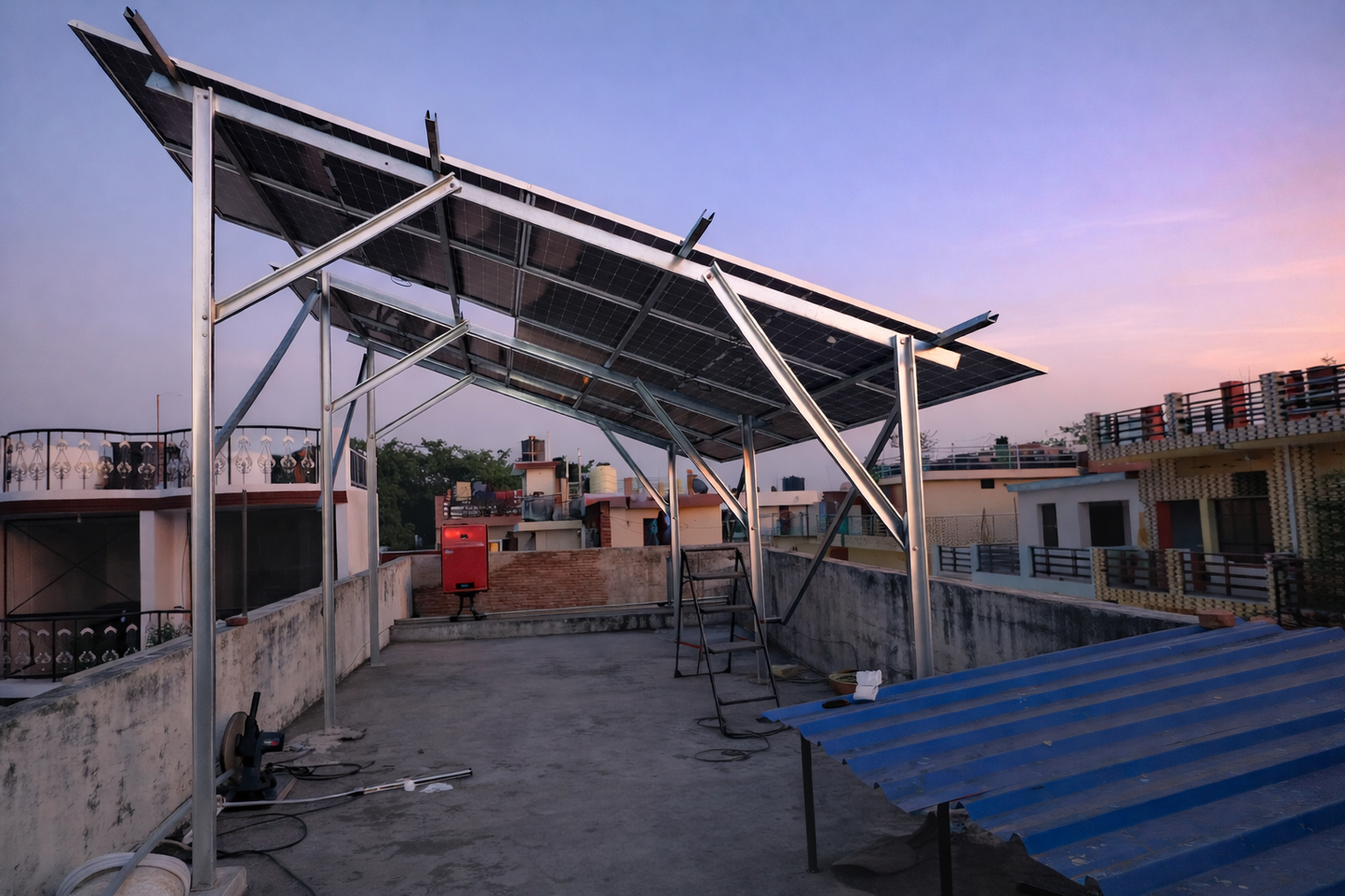 5kW Loom Solar On Grid Solar Plant Under PM SURYA GHAR SCHEME